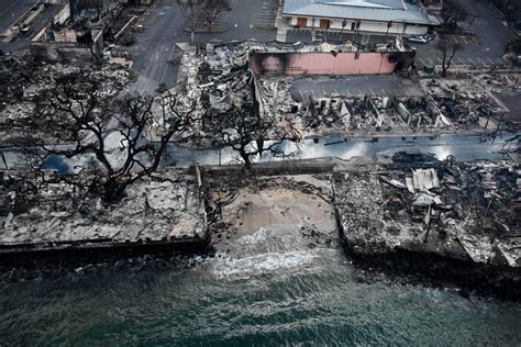 LATEST: 53 fatalities confirmed amid Lahaina wildfires